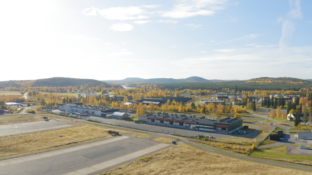 Drönarbild från luften på industriområdet som kallas för Plug & Play. Två landningsbanor och gamla hangarer som numera är datacenter, syns på bilden. 